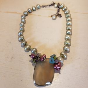 Vintage Annie Hammer Light Green Freshwater Pearl Agate Pendant Necklace